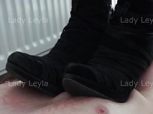 Lady Leyla trampling her in metal tip high heels